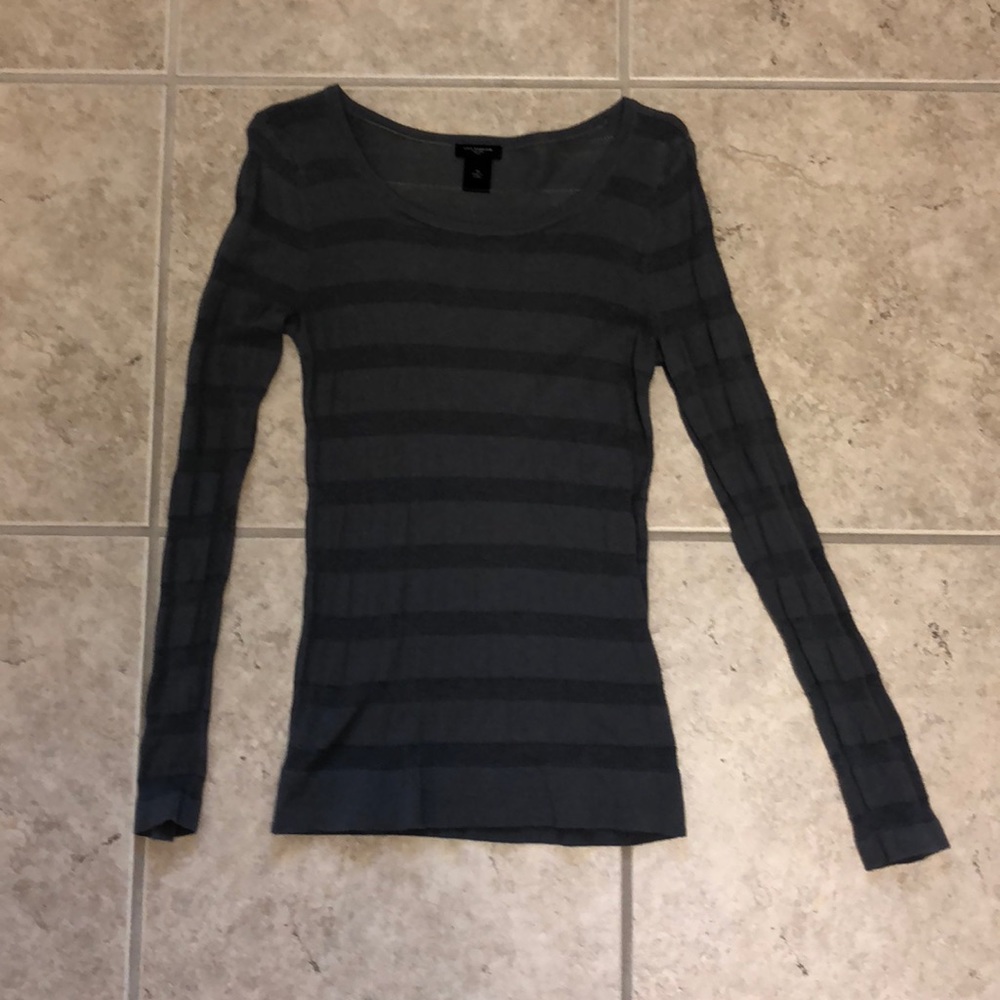 Lightweight crewneck sweater